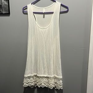 White racer back tank